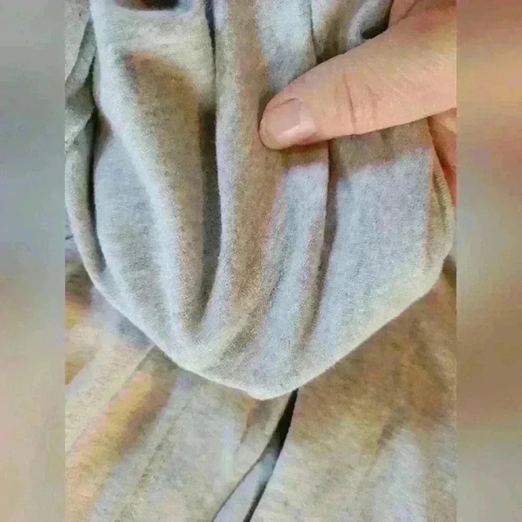 Miiyu | Ultra Soft Hoodie, Ptp 18'' - Picture 7 of 7